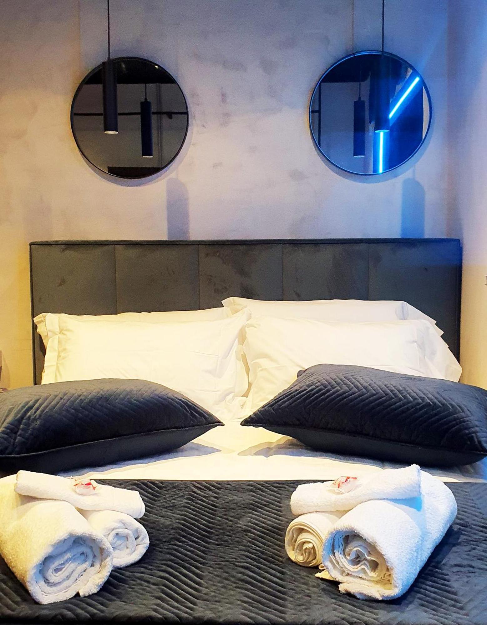 City Center Tirana Urban Condo מראה חיצוני תמונה